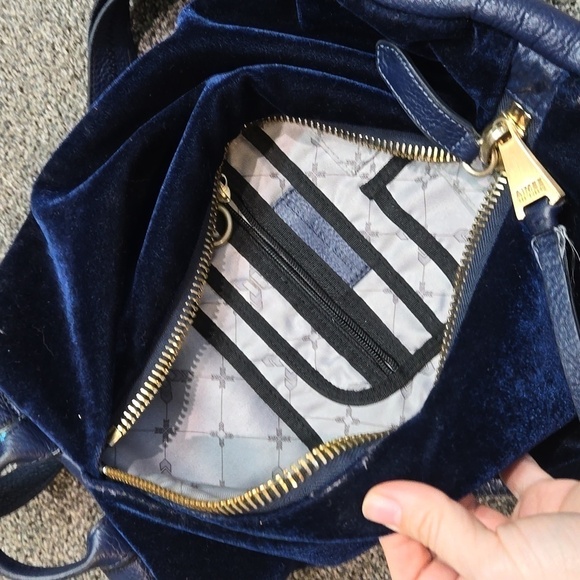 Aimee Kestenberg Women Velvet Leather Backpack purse -  www.idmaisonmagazine.fr
